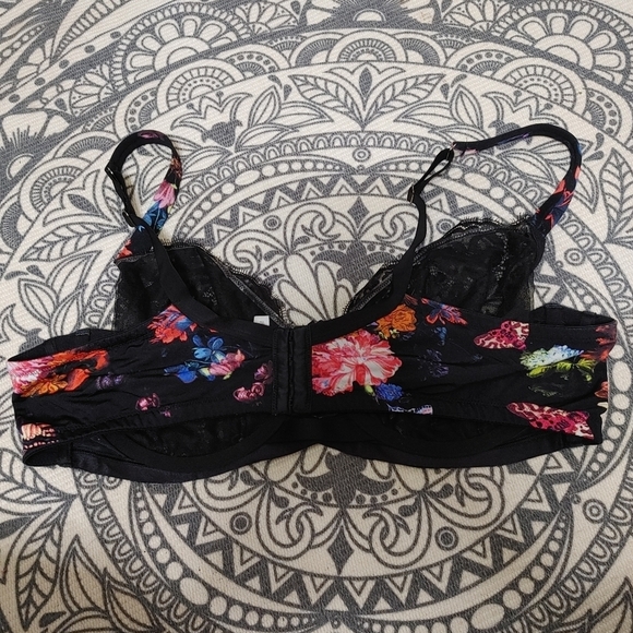 CACIQUE Floral Lace Bra Size 46c - Picture 5 of 8